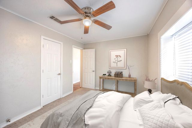 110 S 5th Street, Alvarado, TX 76009