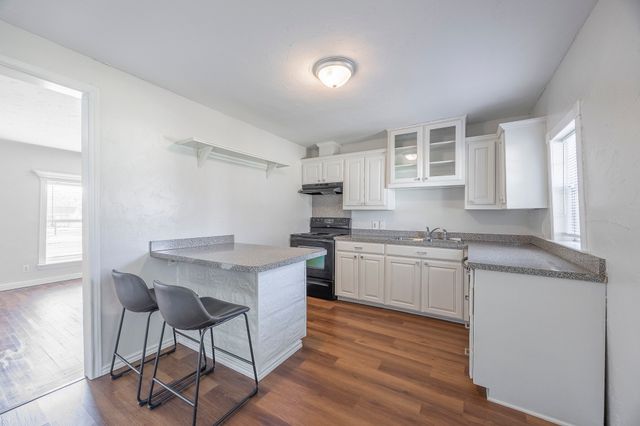 110 S 5th Street, Alvarado, TX 76009