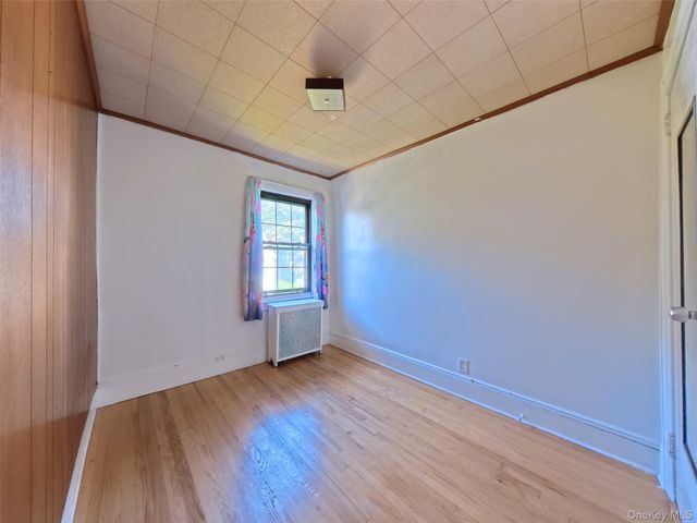 398 Bauer Place, Mineola, NY 11501