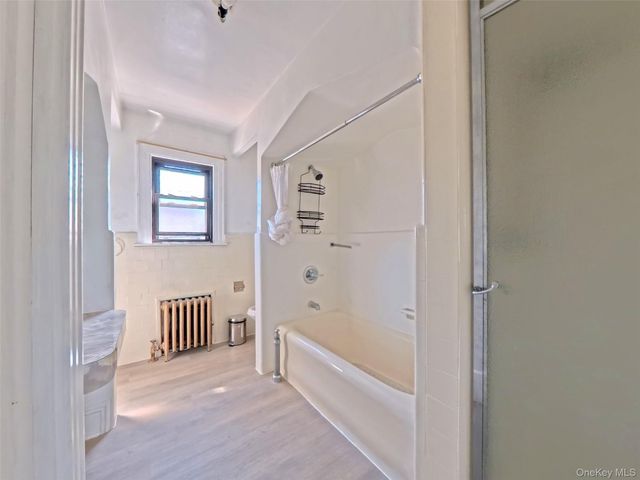 398 Bauer Place, Mineola, NY 11501