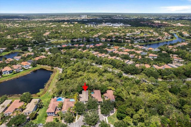 883 Taft Court, Palm Beach Gardens, FL 33410