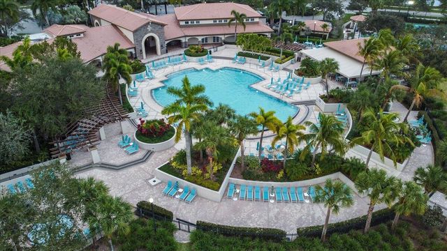 883 Taft Court, Palm Beach Gardens, FL 33410