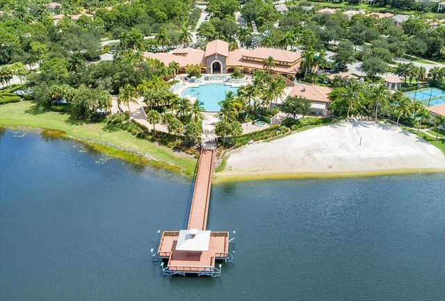 883 Taft Court, Palm Beach Gardens, FL 33410