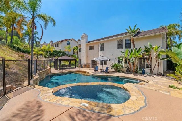 22241 Dardenne, Calabasas, CA 91302