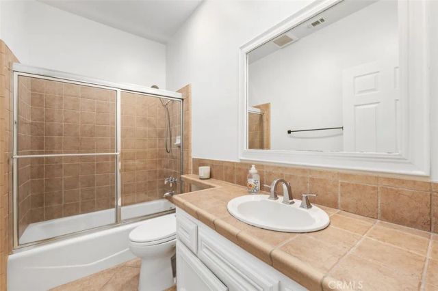 22241 Dardenne, Calabasas, CA 91302