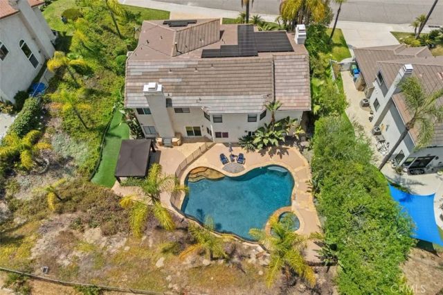 22241 Dardenne, Calabasas, CA 91302