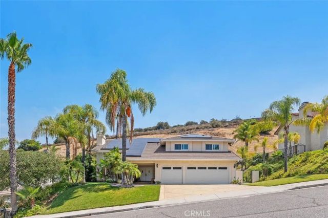 22241 Dardenne, Calabasas, CA 91302