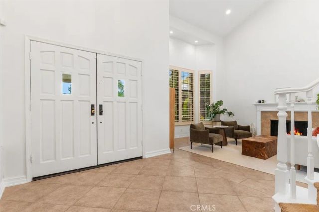 22241 Dardenne, Calabasas, CA 91302