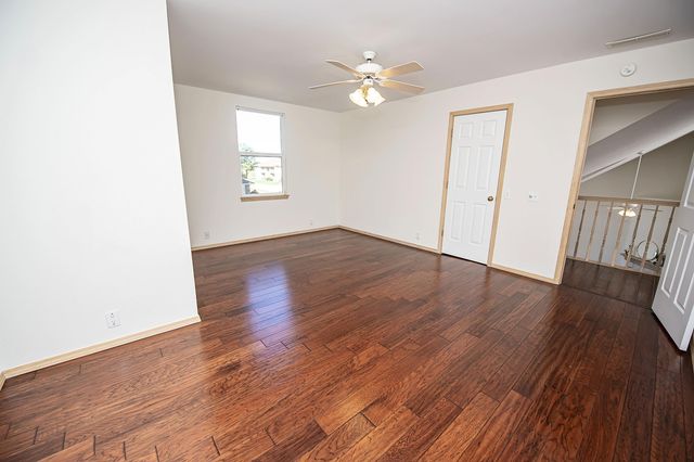 5646 S Jefferson Avenue, Springfield, MO 65810