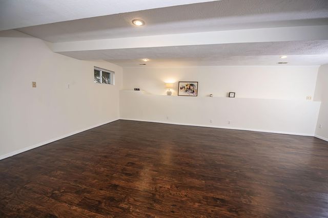 5646 S Jefferson Avenue, Springfield, MO 65810