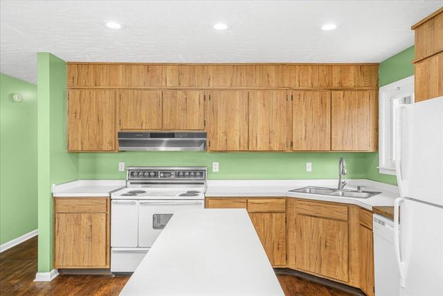 136 Tahoma Drive, Paris, KY 40361