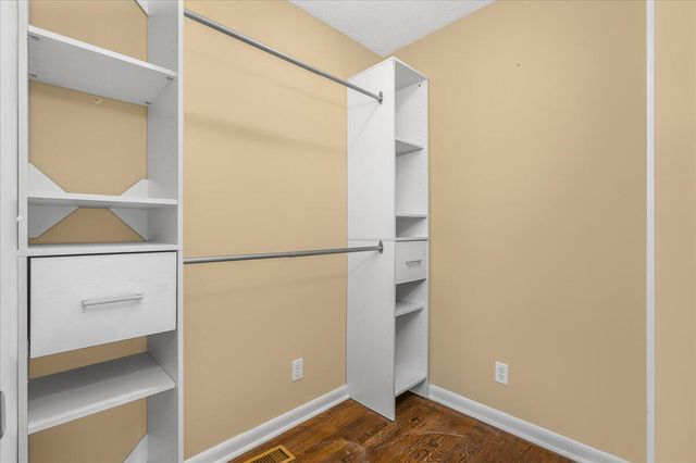 136 Tahoma Drive, Paris, KY 40361