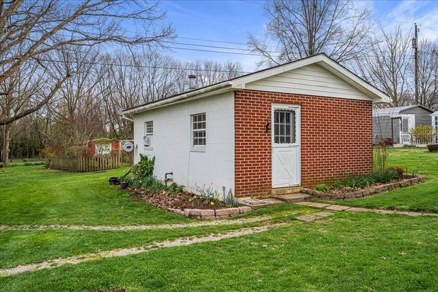 136 Tahoma Drive, Paris, KY 40361