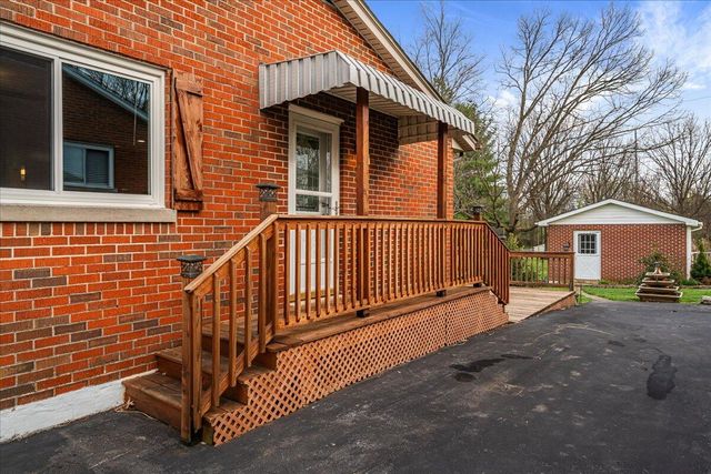 136 Tahoma Drive, Paris, KY 40361