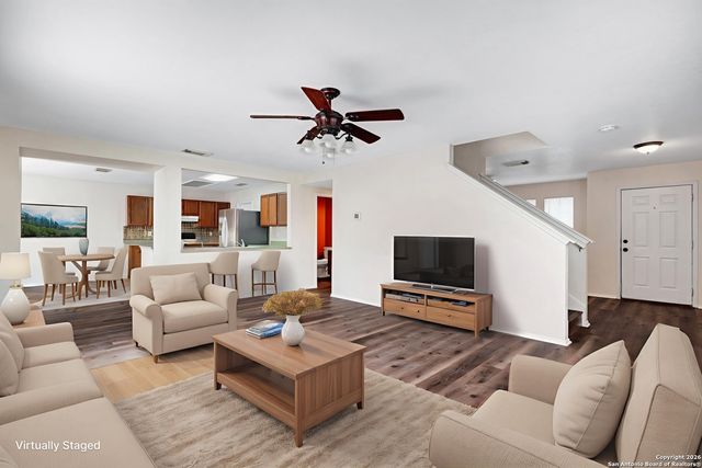 827 Clover Creek, San Antonio, TX 78245