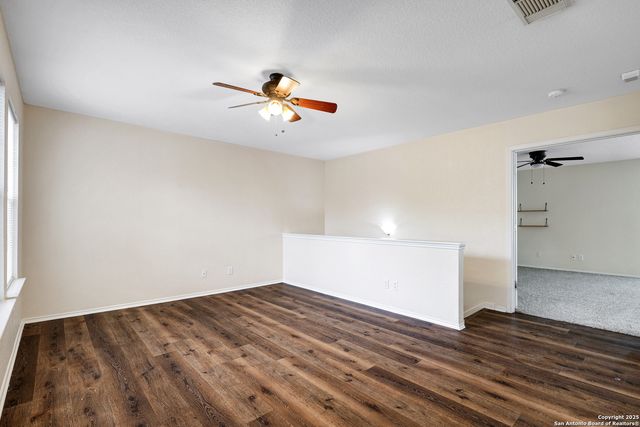 827 Clover Creek, San Antonio, TX 78245