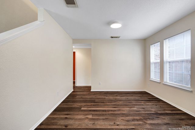 827 Clover Creek, San Antonio, TX 78245