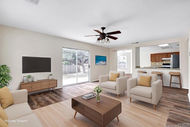 827 Clover Creek, San Antonio, TX 78245