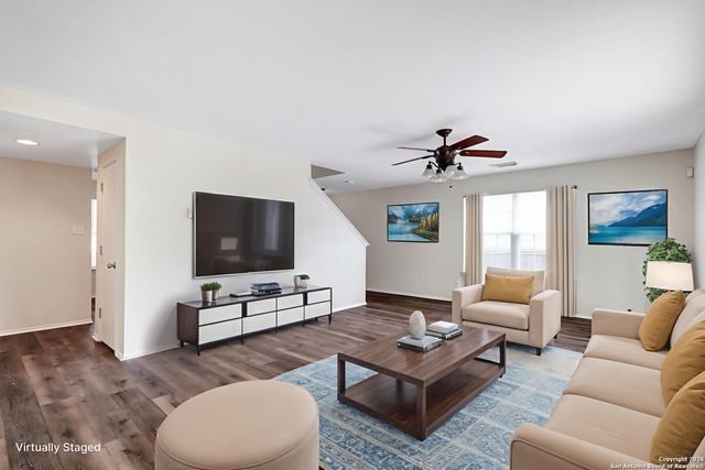 827 Clover Creek, San Antonio, TX 78245