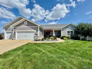 501 Lake Vista Way, O'fallon, IL 62269