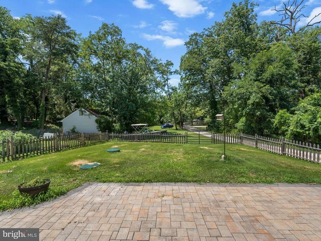 610 LAUREL DR, Pasadena, MD 21122