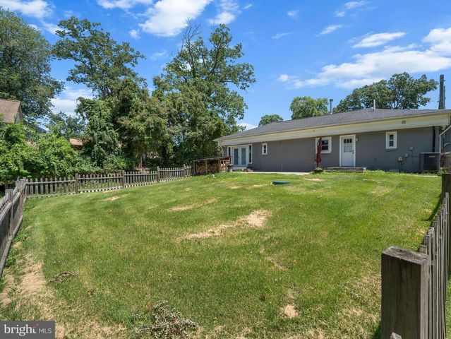 610 LAUREL DR, Pasadena, MD 21122