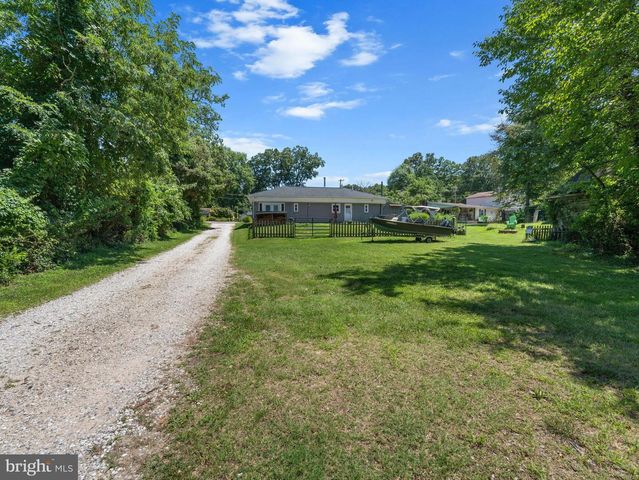 610 LAUREL DR, Pasadena, MD 21122