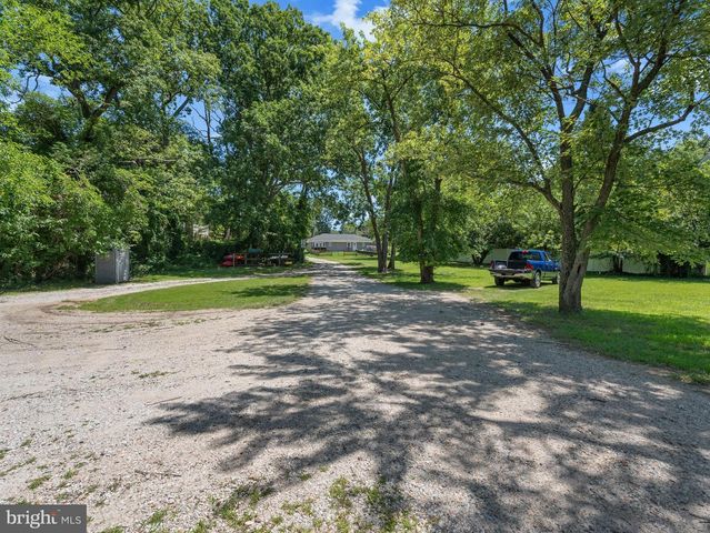 610 LAUREL DR, Pasadena, MD 21122