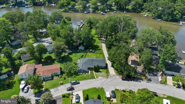 610 LAUREL DR, Pasadena, MD 21122