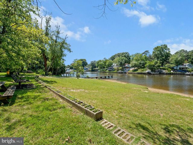 610 LAUREL DR, Pasadena, MD 21122