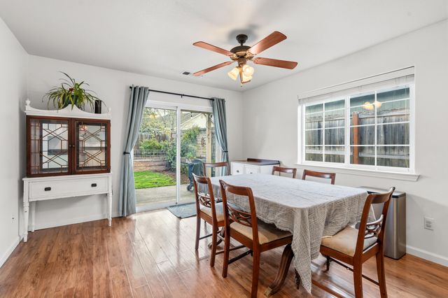 962 Crest Drive, Central Point, OR 97502