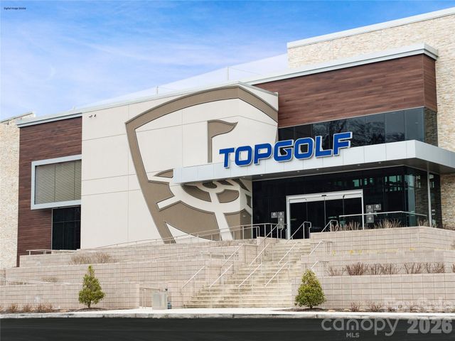 7018 Yorkshire Place Way 1009B, Charlotte, NC 28278