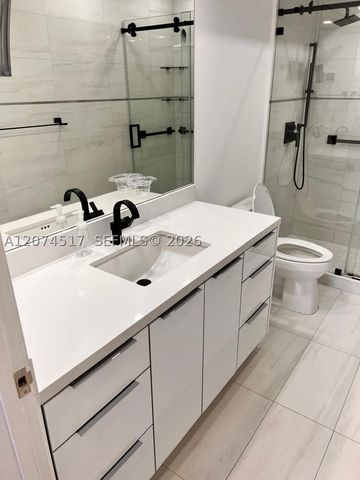 1985 S Ocean Dr 17P, Hallandale Beach, FL 33009