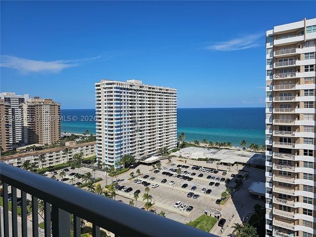 1985 S Ocean Dr 17P, Hallandale Beach, FL 33009
