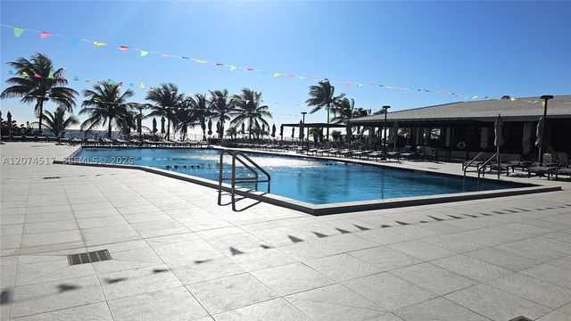 1985 S Ocean Dr 17P, Hallandale Beach, FL 33009