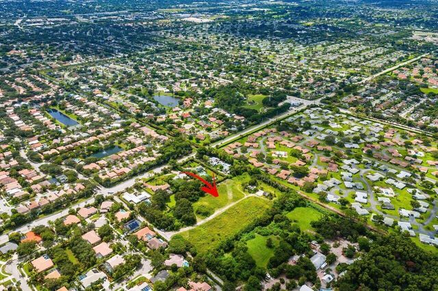 1220 Aryana Way, Delray Beach, FL 33445