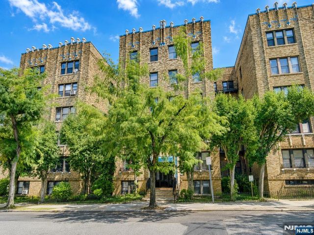 260 Harrison Avenue 104, Jersey City, NJ 07304