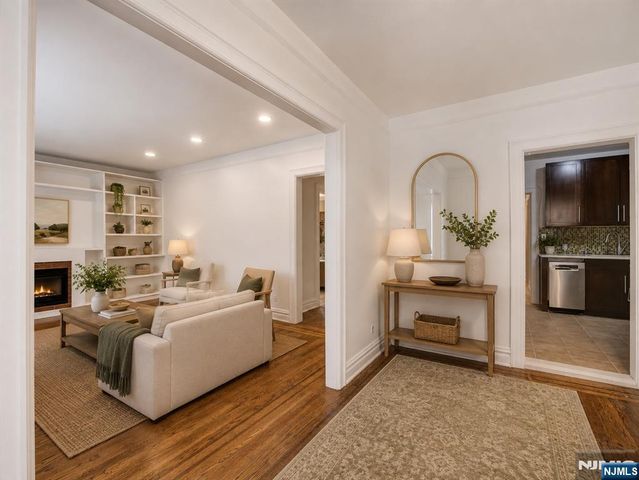 260 Harrison Avenue 104, Jersey City, NJ 07304