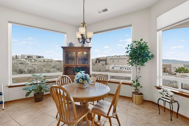 6520 Milpa Alta Road NE, Rio Rancho, NM 87144