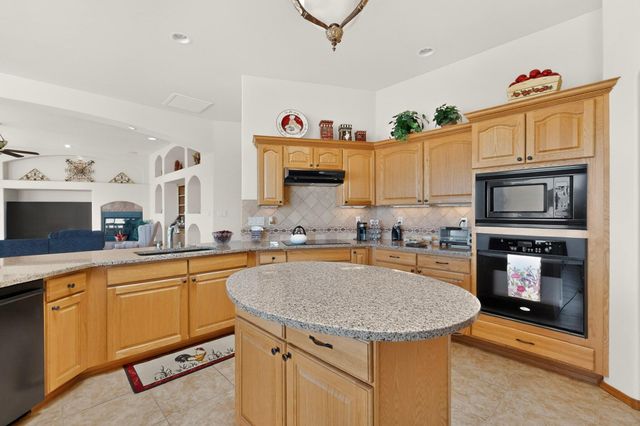 6520 Milpa Alta Road NE, Rio Rancho, NM 87144