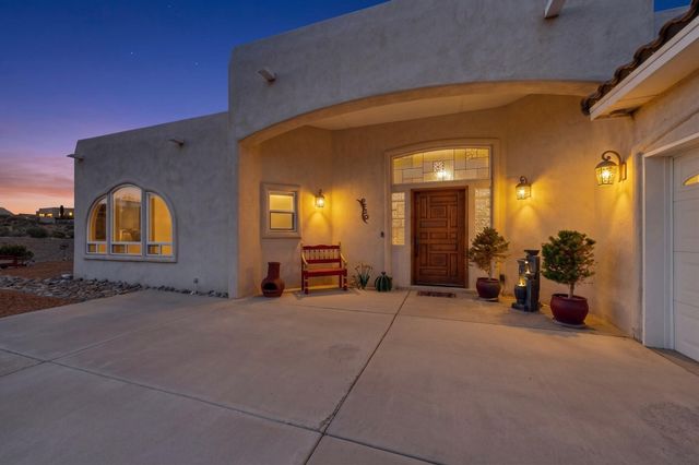 6520 Milpa Alta Road NE, Rio Rancho, NM 87144