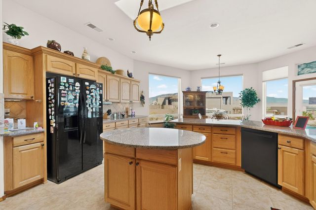 6520 Milpa Alta Road NE, Rio Rancho, NM 87144