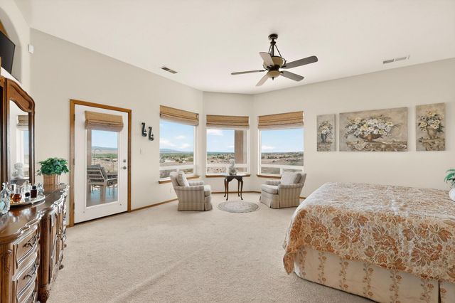 6520 Milpa Alta Road NE, Rio Rancho, NM 87144