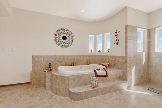 6520 Milpa Alta Road NE, Rio Rancho, NM 87144