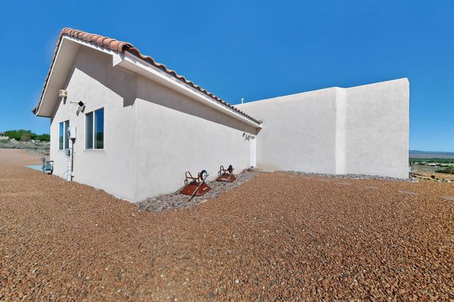 6520 Milpa Alta Road NE, Rio Rancho, NM 87144