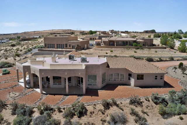 6520 Milpa Alta Road NE, Rio Rancho, NM 87144