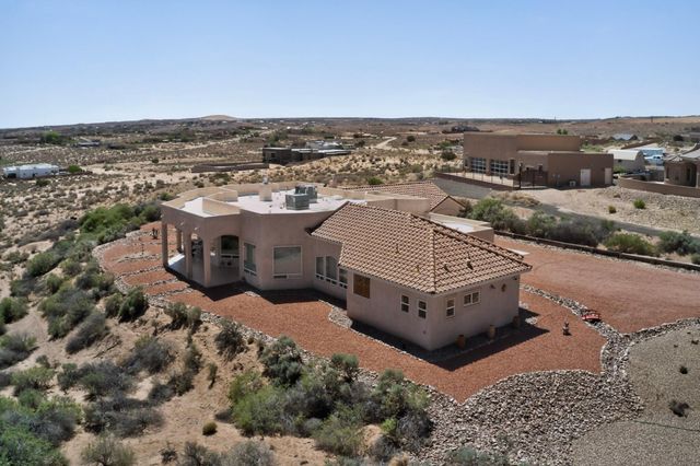 6520 Milpa Alta Road NE, Rio Rancho, NM 87144