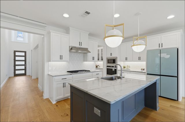 1724 Sir Dustin Lane, Carrollton, TX 75010