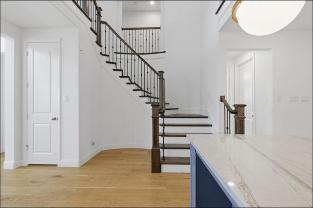 1724 Sir Dustin Lane, Carrollton, TX 75010