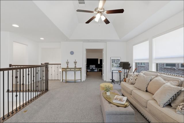 1724 Sir Dustin Lane, Carrollton, TX 75010